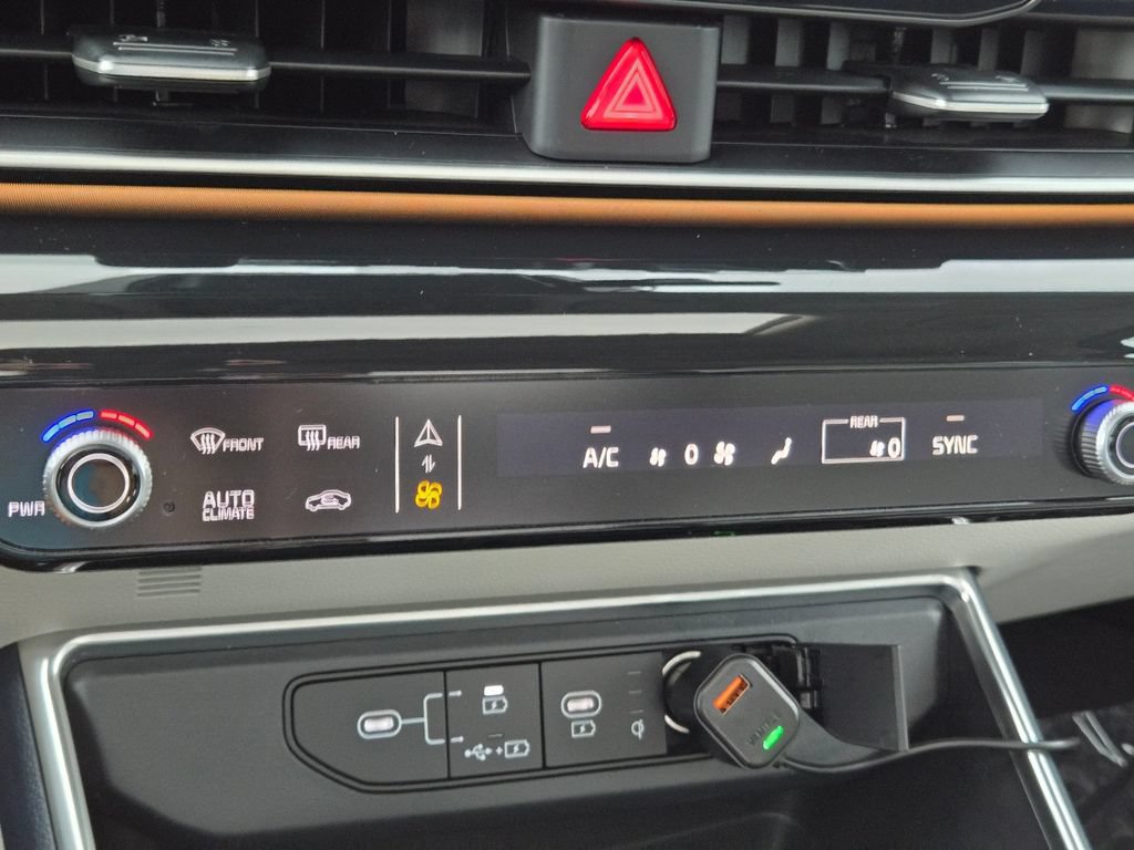 Used 2025 Kia Carnival SX Prestige FWD image 29