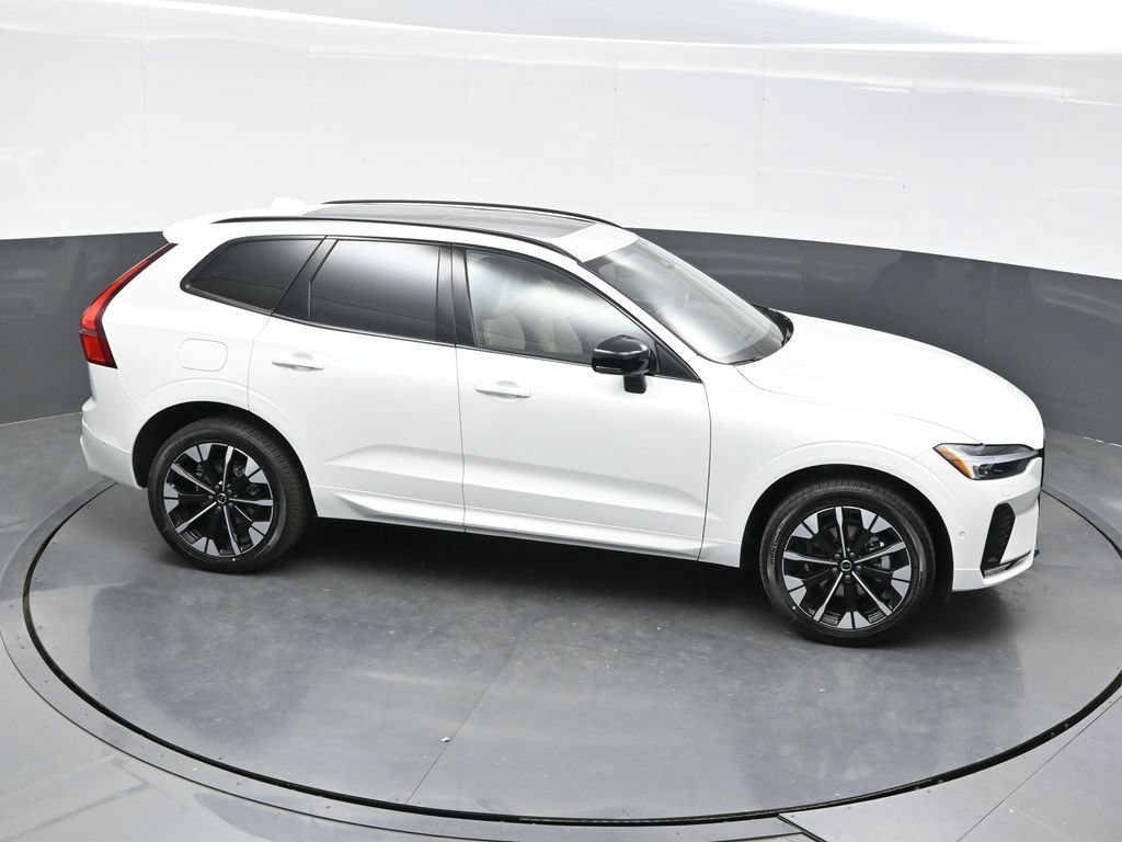 New 2026 Volvo XC60 B5 Plus w/ Climate Package AWD/4WD image 36