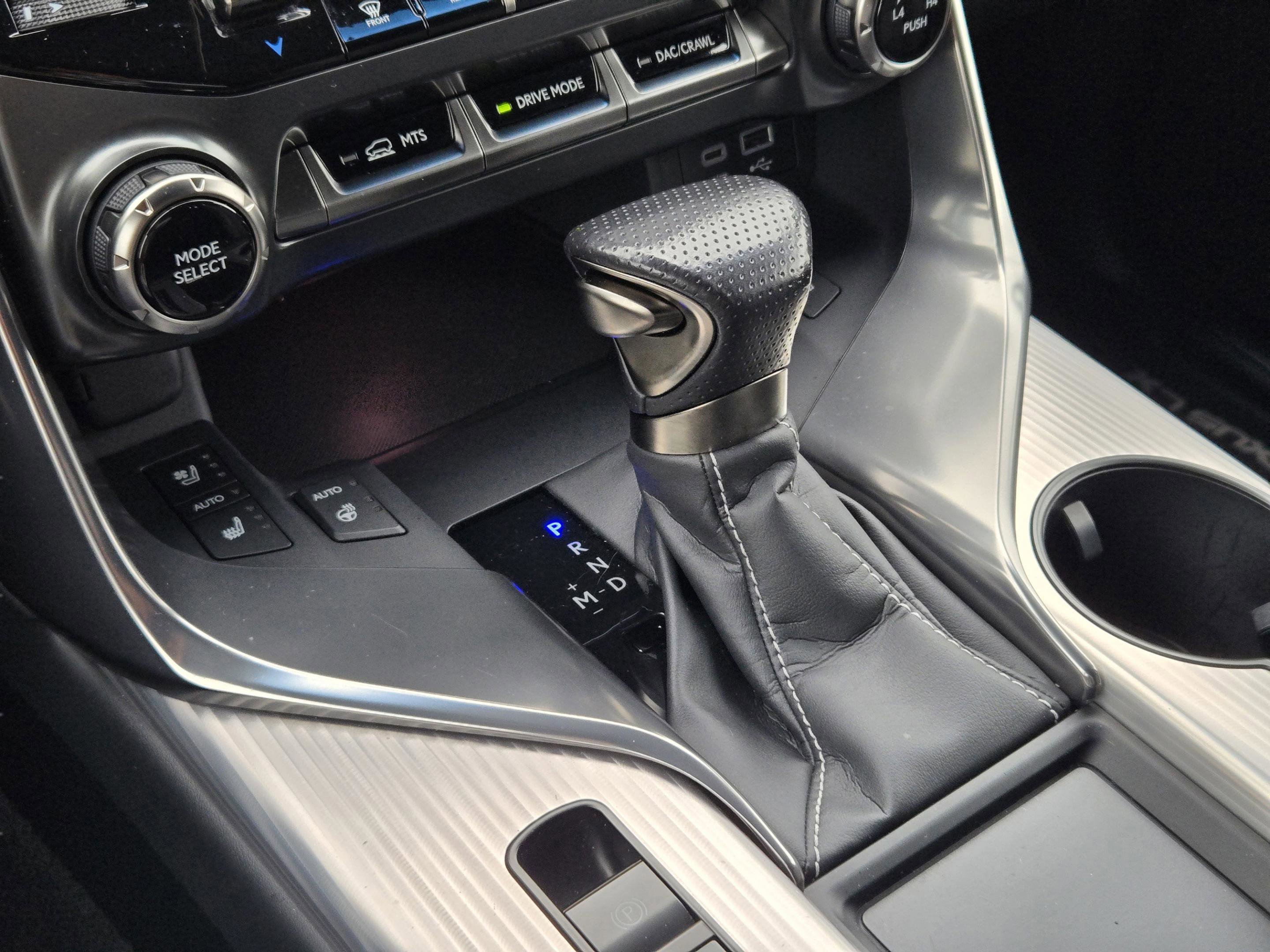 Used 2023 Lexus LX 600 F Sport AWD/4WD image 19