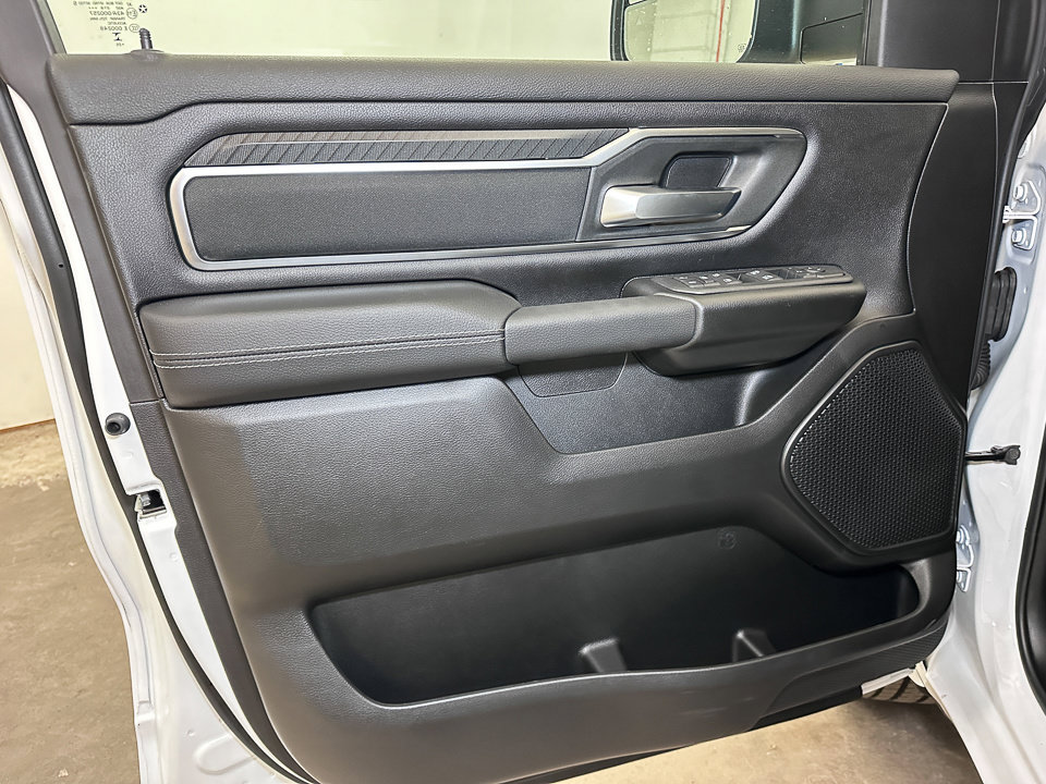 New 2026 RAM 1500 Big Horn AWD/4WD image 18