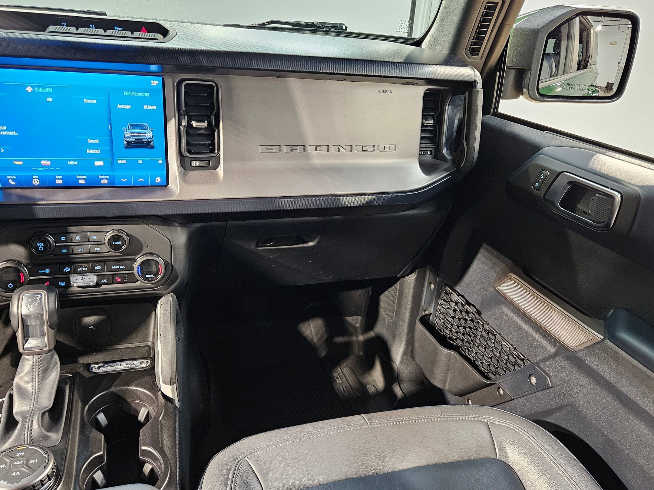 Used 2023 Ford Bronco Outer Banks image 11