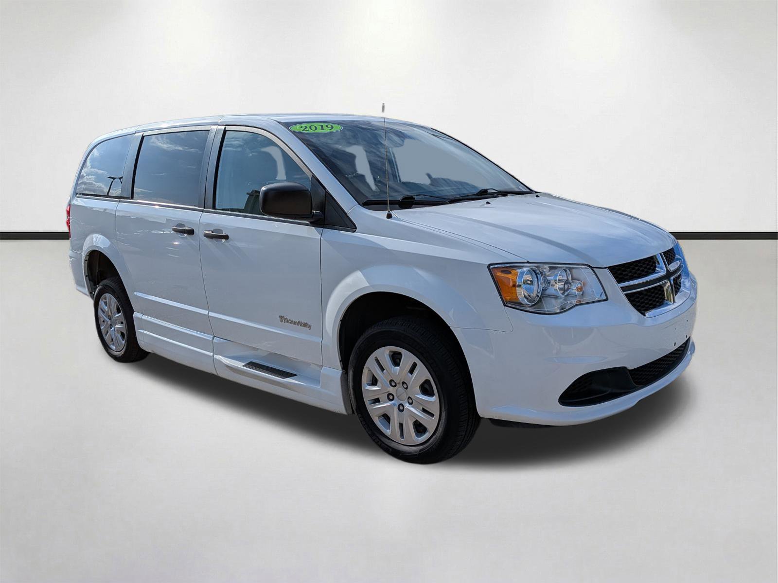 Used 2019 Dodge Grand Caravan SE w/ Power Convenience Group I