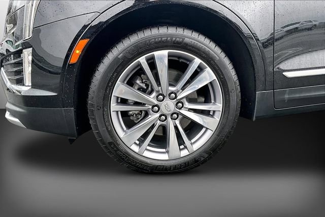 Used 2024 Cadillac XT5 Premium Luxury image 8