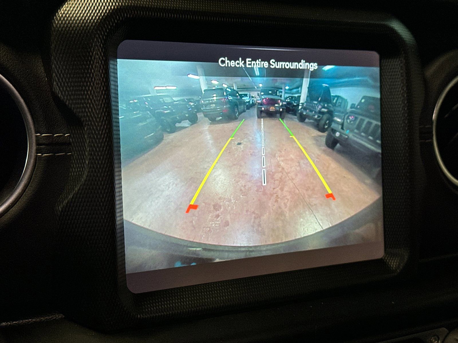 Used 2022 Jeep Wrangler Unlimited Sahara w/ Safety Group image 19