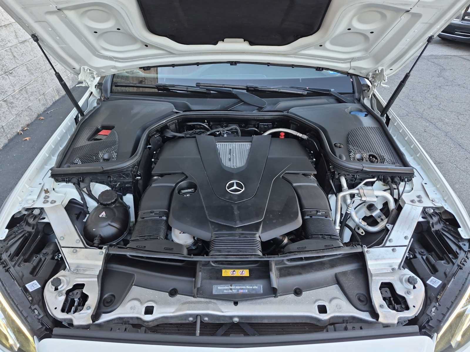 Used 2019 Mercedes-Benz E 450 Cabriolet image 16