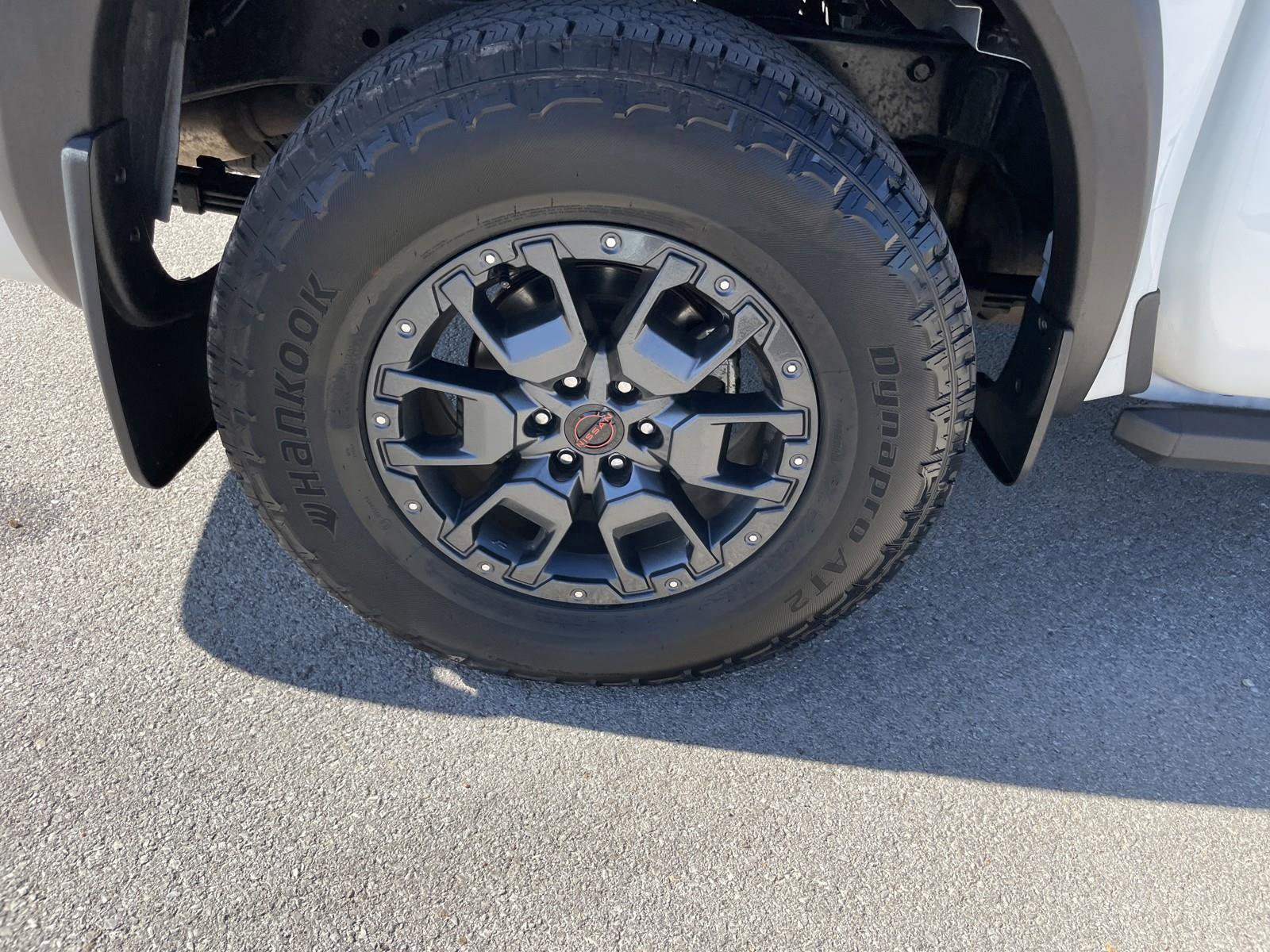 Used 2024 Nissan Frontier PRO-4X w/ Pro Premium Package image 36