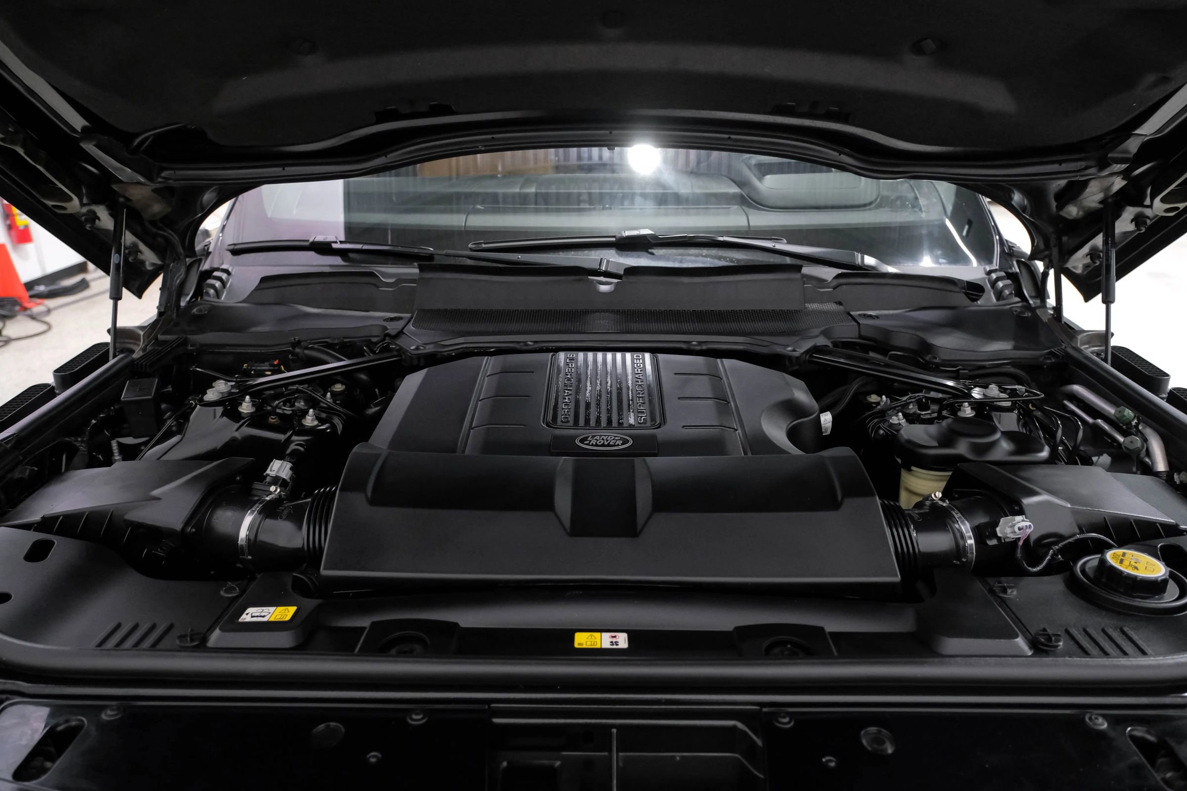 Used 2019 Land Rover Range Rover Long Wheelbase Autobiography image 57
