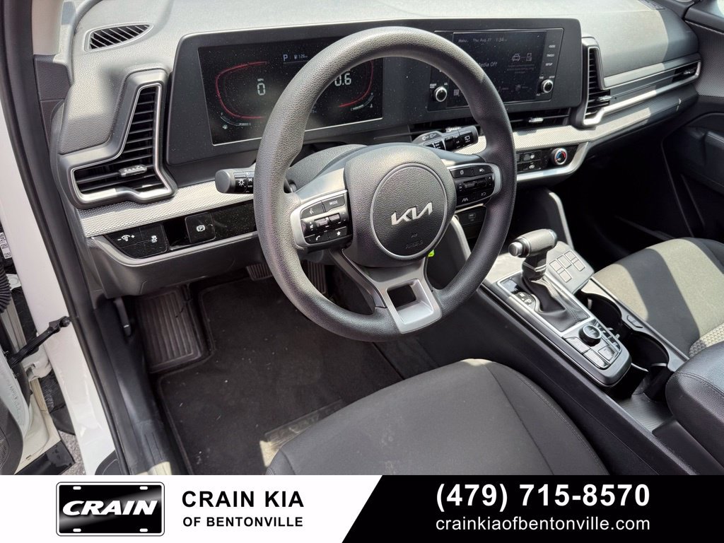 Certified 2024 Kia Sportage LX FWD image 9