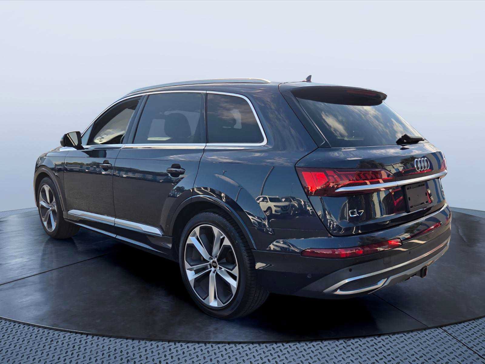 Used 2023 Audi Q7 3.0T Prestige AWD/4WD image 5
