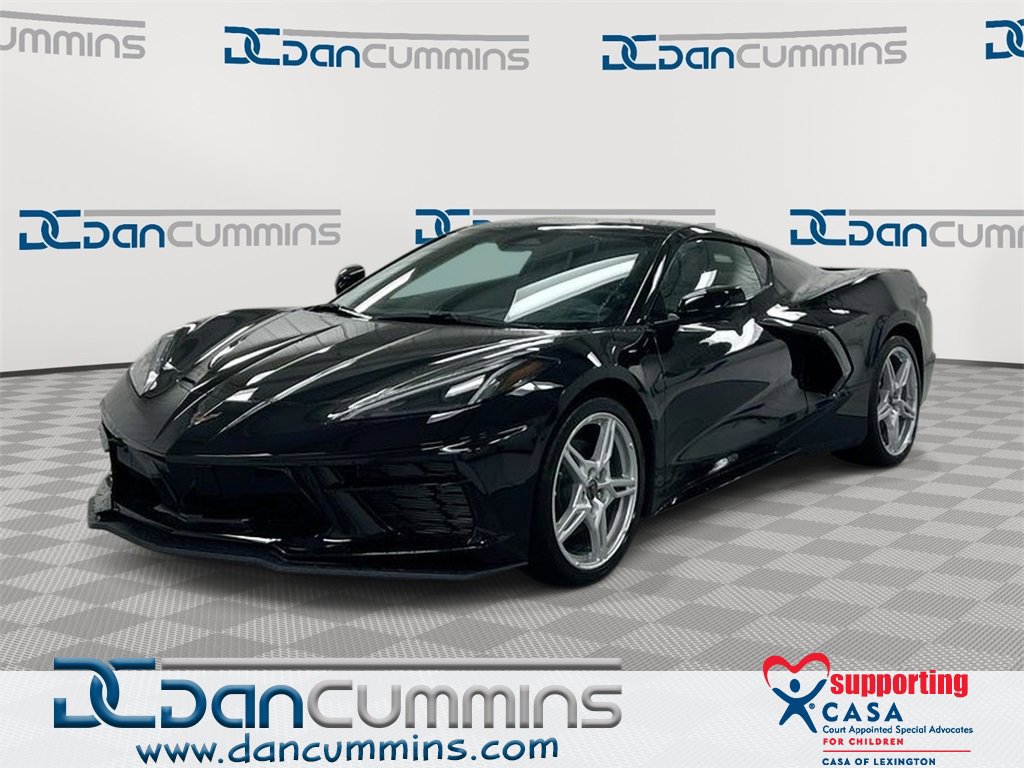 Used 2025 Chevrolet Corvette Stingray Coupe w/ 1LT image 1