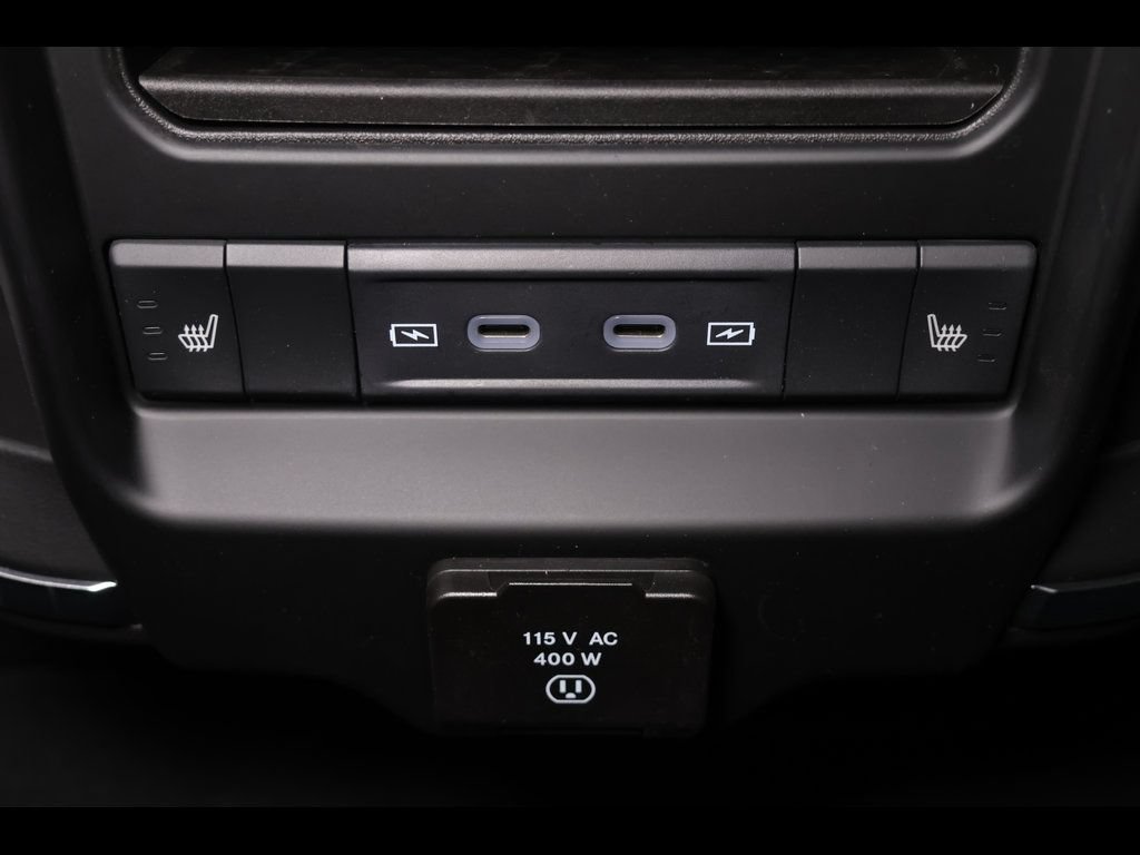 New 2026 RAM 2500 Laramie AWD/4WD image 23