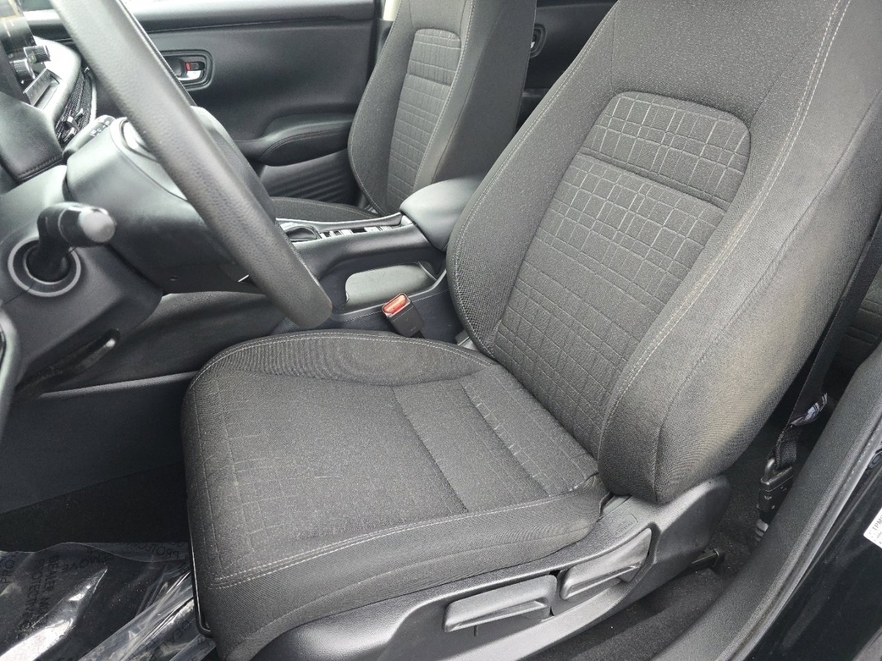 Certified 2024 Honda HR-V LX image 26