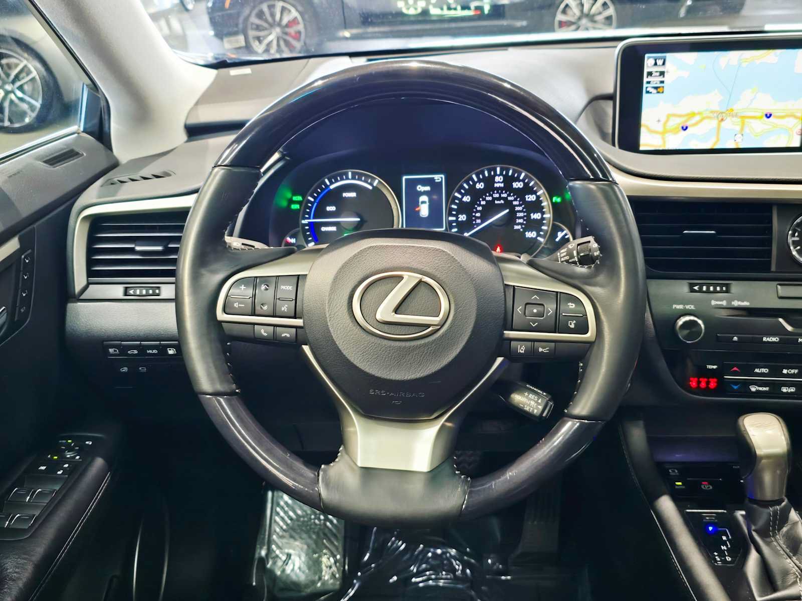 Used 2018 Lexus RX 450h AWD w/ Luxury Package image 11