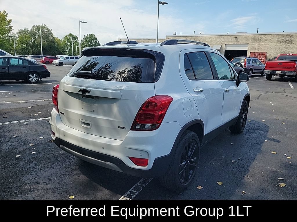 Used 2018 Chevrolet Trax LT w/ Redline Edition AWD/4WD image 3