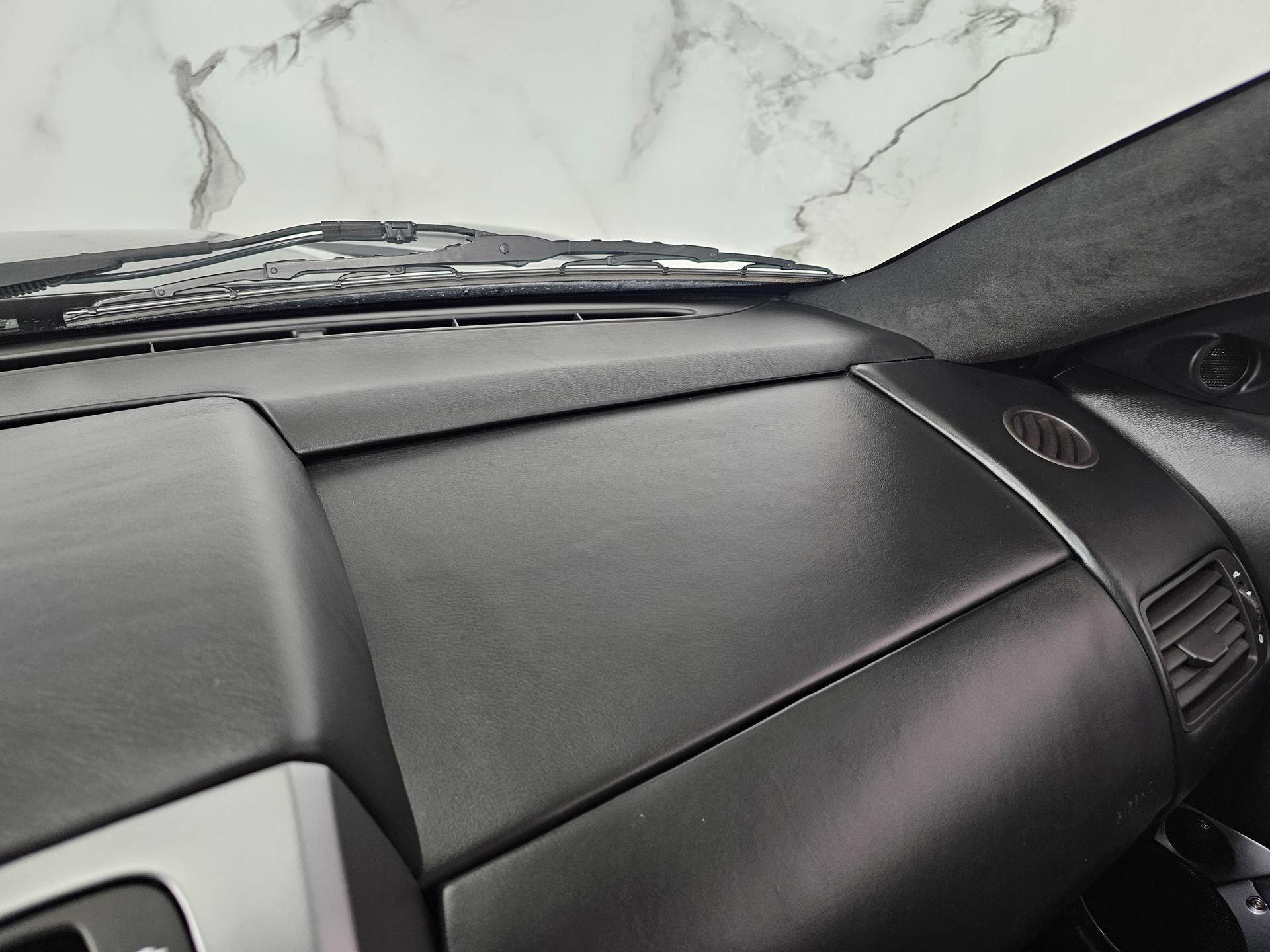 Used 2004 Aston Martin Vanquish RWD image 44
