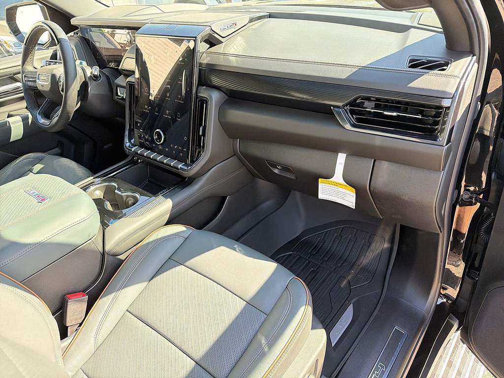 New 2026 GMC Yukon AT4 w/ AT4 Premium Plus Package AWD/4WD image 31