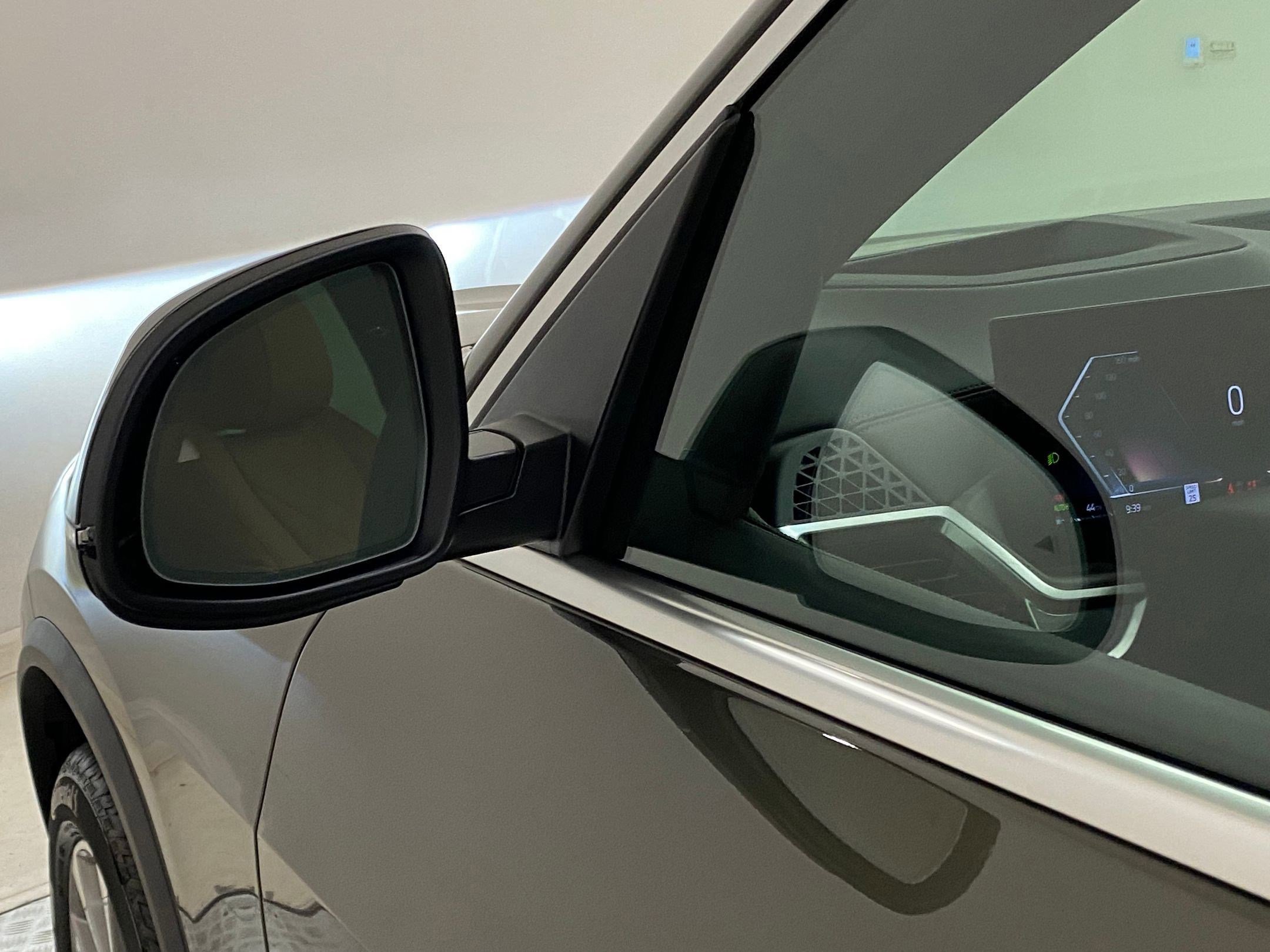 Used 2026 BMW X5 xDrive40i w/ Premium Package image 22