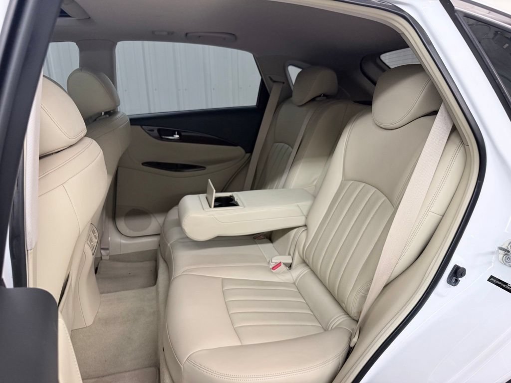Used 2017 INFINITI QX50 2WD w/ Premium Plus Package image 33
