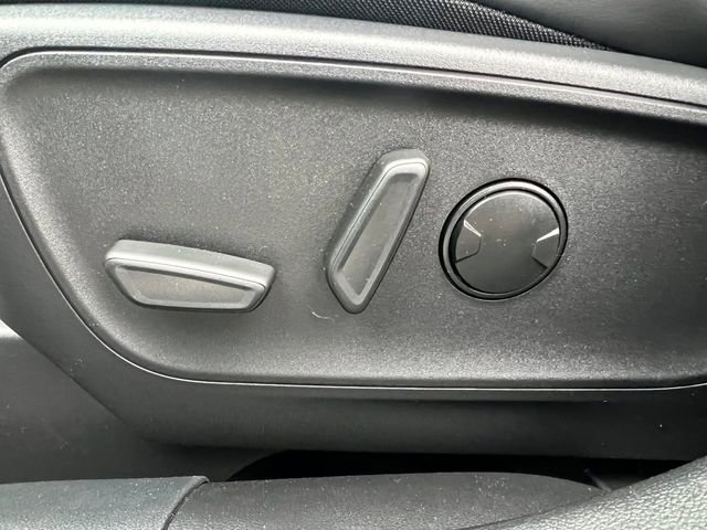 New 2026 Ford Escape ST-Line w/ Tech Pack #1 image 13