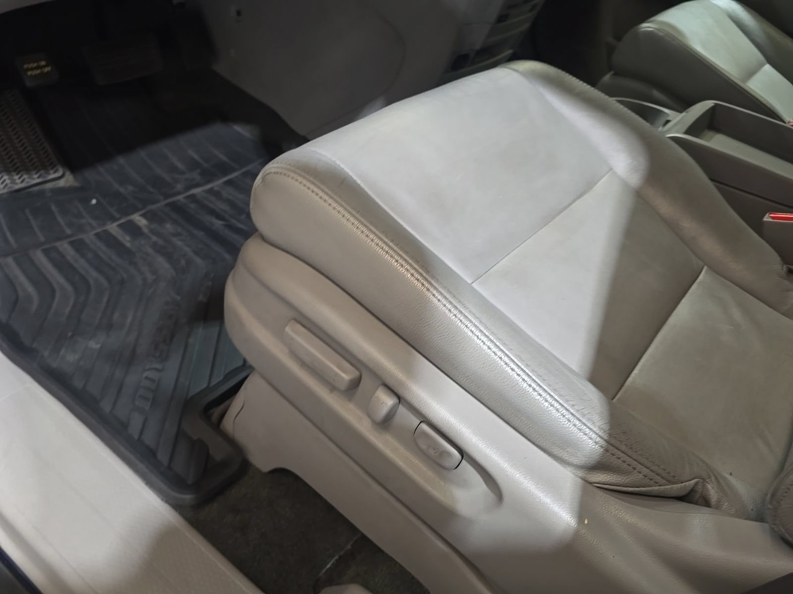 Used 2016 Honda Odyssey SE image 27
