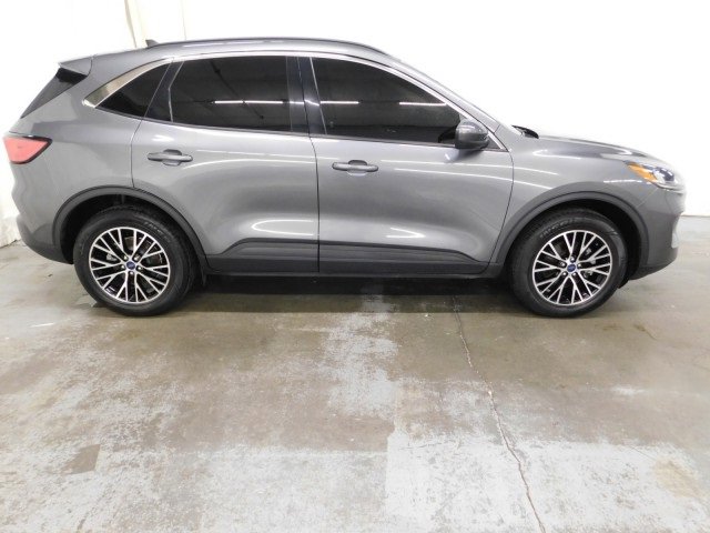 Used 2022 Ford Escape SEL w/ Technology Package image 2