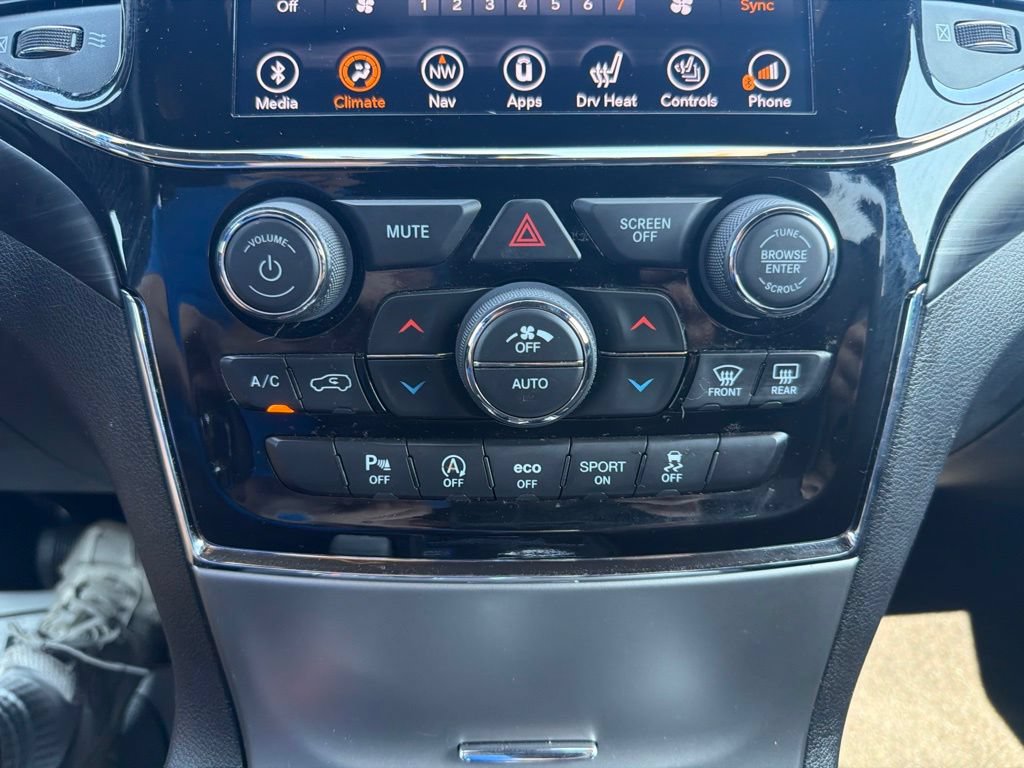 Certified 2020 Jeep Grand Cherokee Laredo w/ Quick Order Package 2BN North AWD/4WD image 27