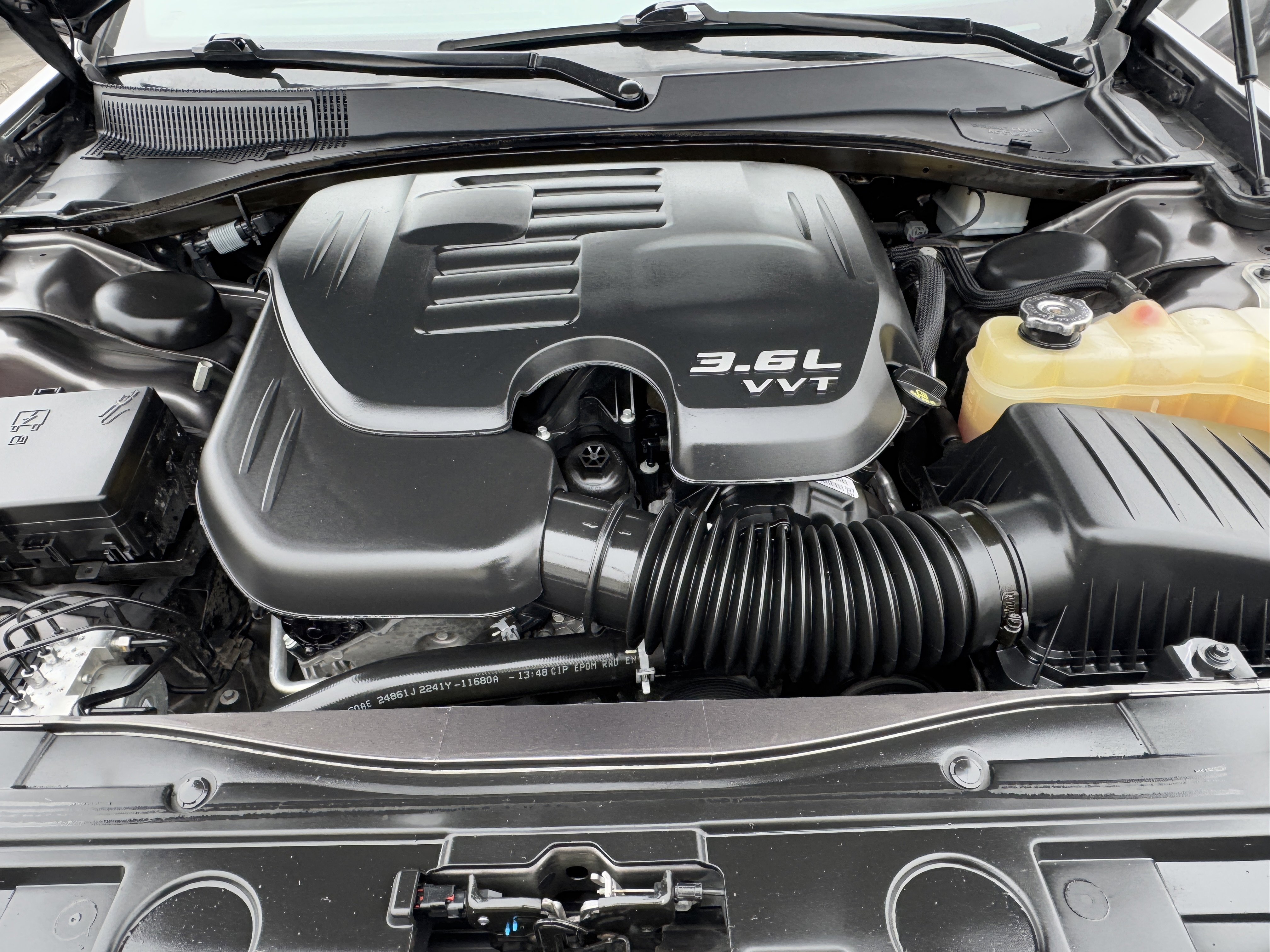 Certified 2021 Chrysler 300 S image 34