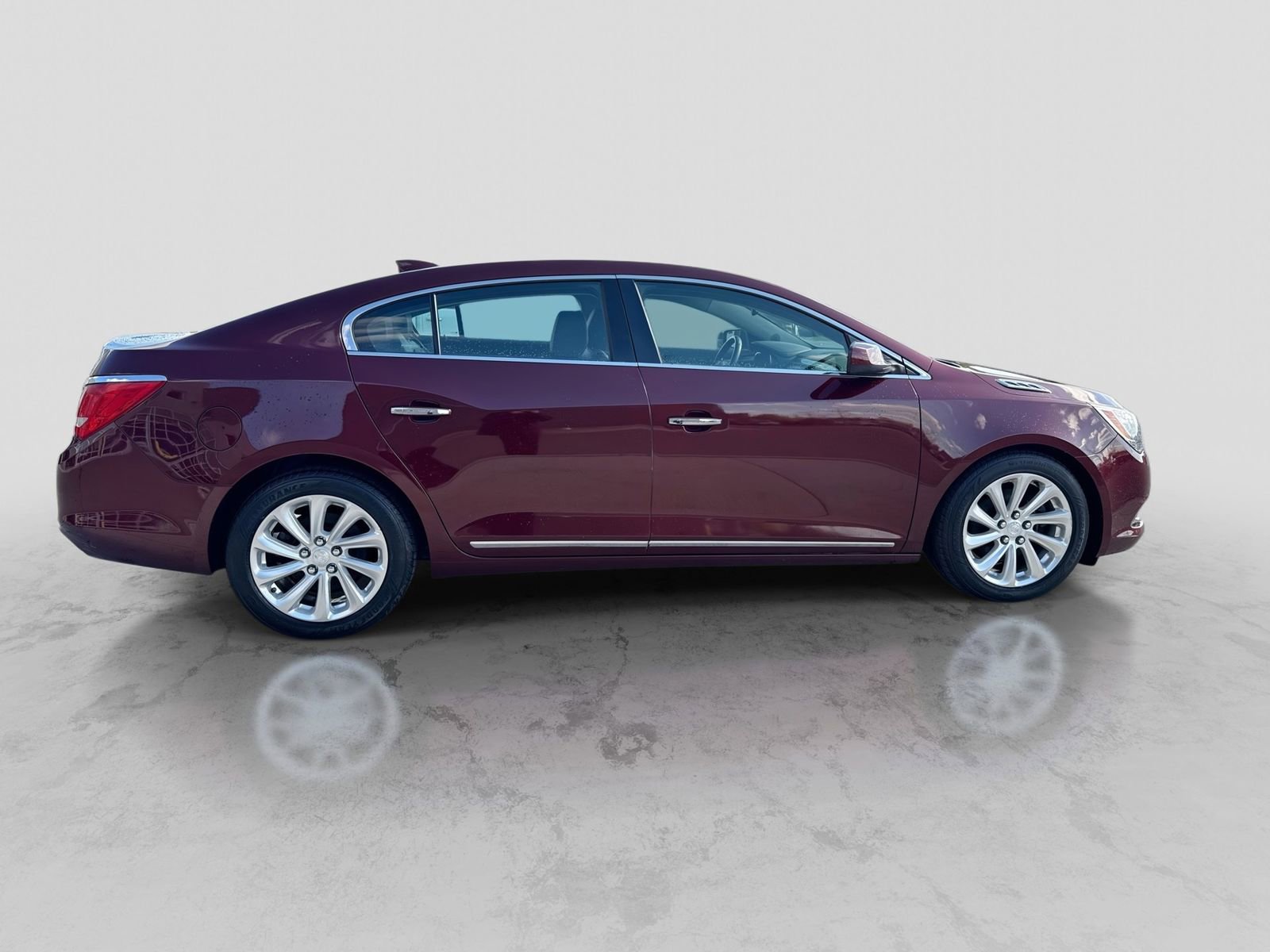 Used 2015 Buick LaCrosse FWD image 8