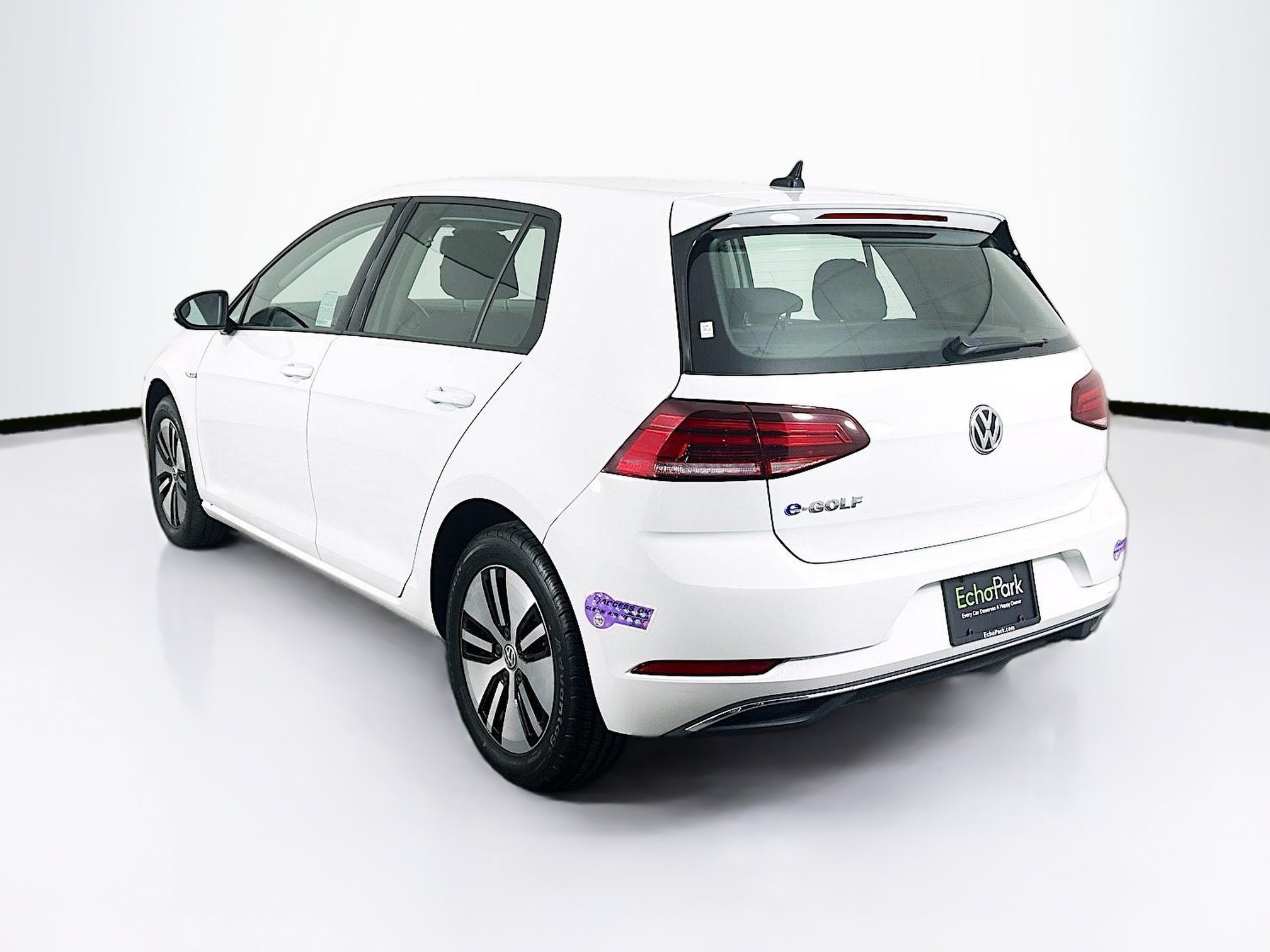 Used 2019 Volkswagen e-Golf SE w/ Driver Assistance Package FWD image 5