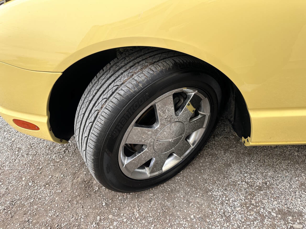 Used 2002 Ford Thunderbird Deluxe image 20