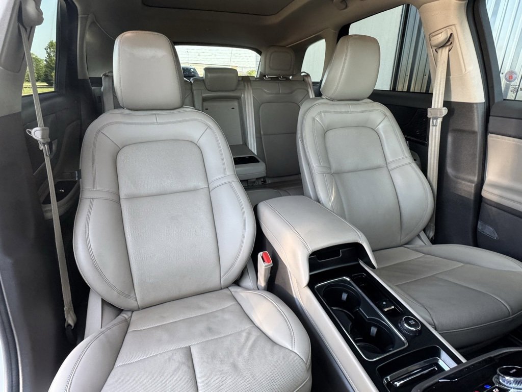 Used 2022 Lincoln Corsair Reserve w/ Equipment Group 201A image 22