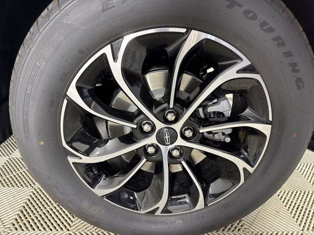 New 2026 Lincoln Nautilus Premier w/ Equipment Group 102A image 30