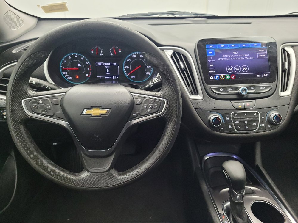Used 2022 Chevrolet Malibu LT image 22