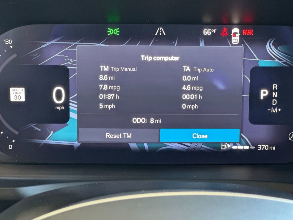 New 2026 Volvo XC90 B6 Plus w/ Protection Package Premier image 28