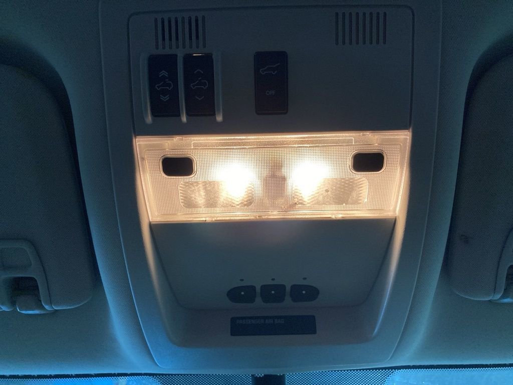 Used 2012 GMC Yukon XL 2500 SLT image 26