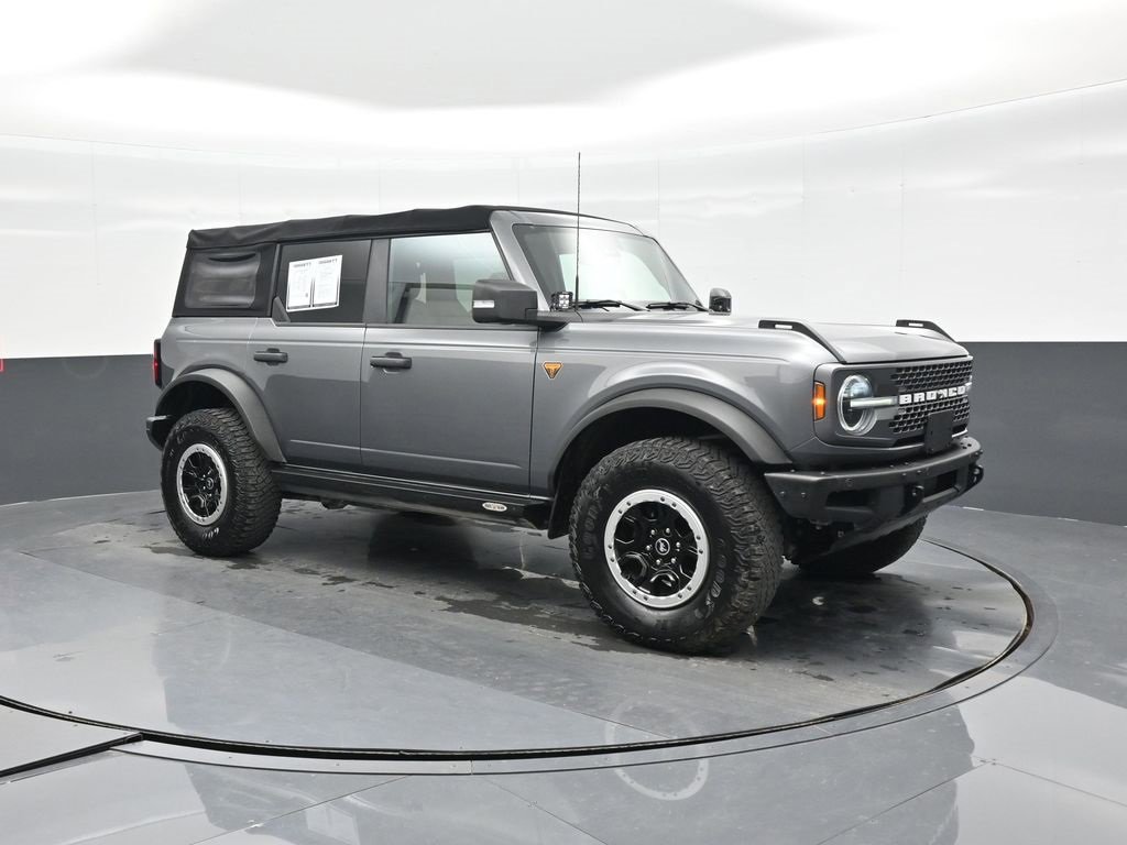 Used 2021 Ford Bronco Badlands image 15