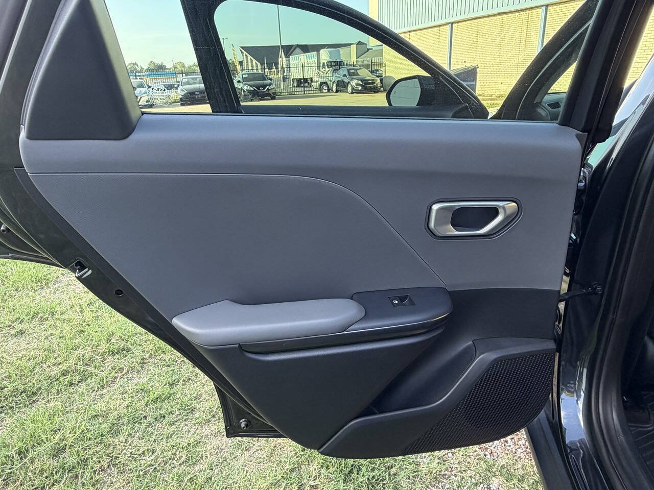 Used 2025 Kia K4 FWD image 34