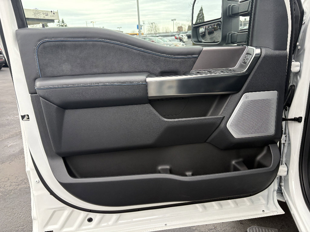 New 2026 Ford F450 Platinum w/ FX4 Off-Road Package image 17