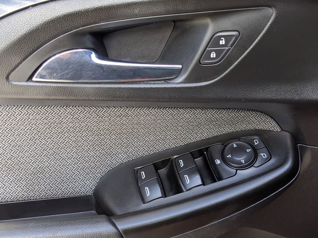 Used 2021 Chevrolet TrailBlazer LS image 12