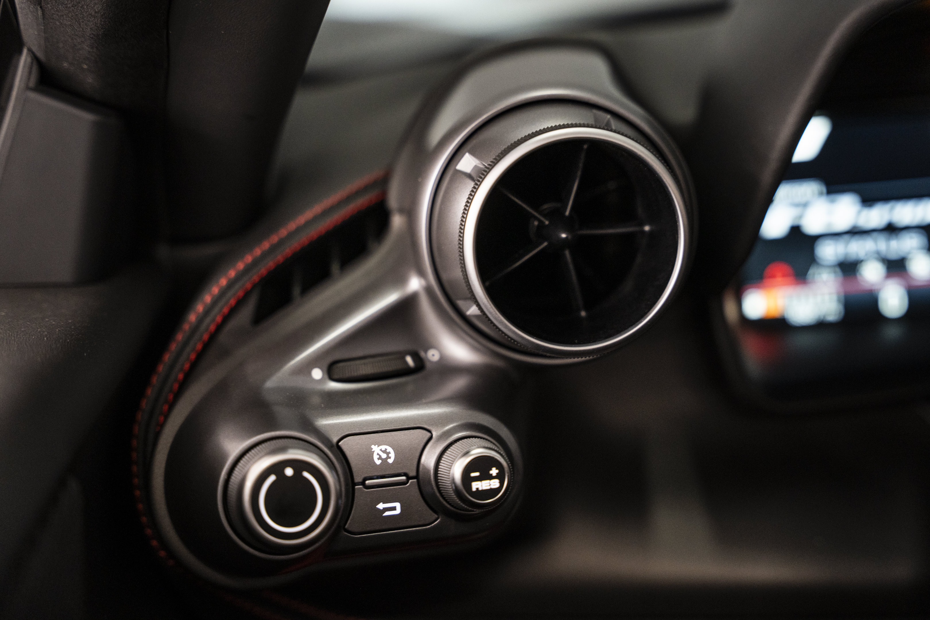 Used 2022 Ferrari F8 Tributo RWD image 45