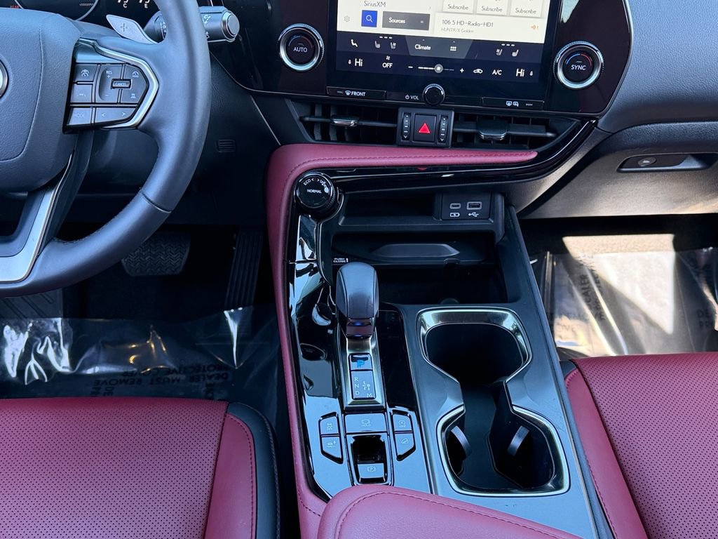 Used 2023 Lexus NX 350 AWD image 13