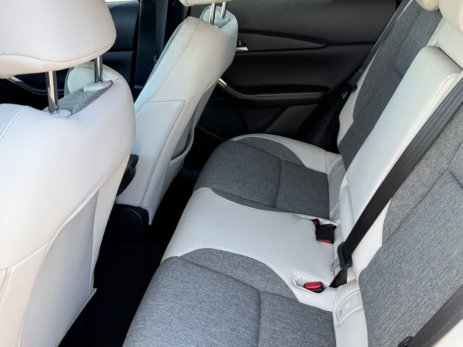 New 2026 MAZDA CX-30 Aire Edition image 15