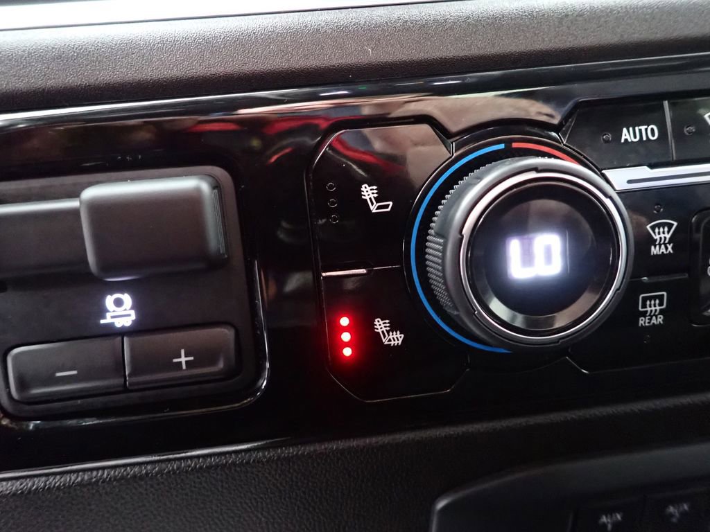 Used 2024 Chevrolet Silverado 2500 LT w/ All Star Edition image 4