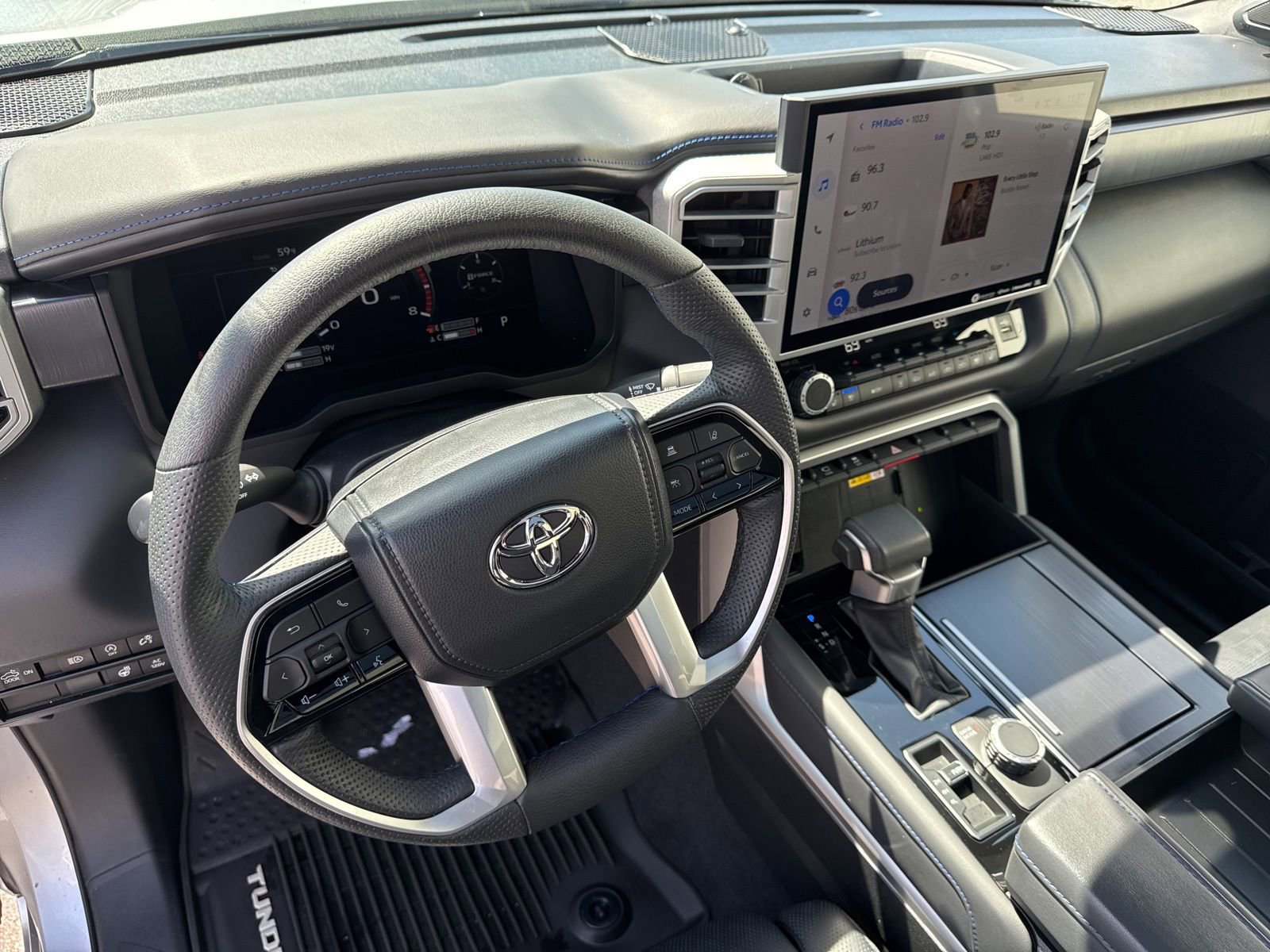 Used 2023 Toyota Tundra Platinum image 24