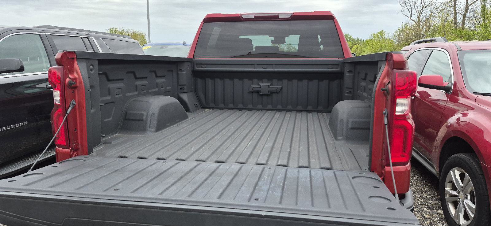 Used 2023 Chevrolet Silverado 1500 LT Trail Boss w/ Protection Package AWD/4WD image 5