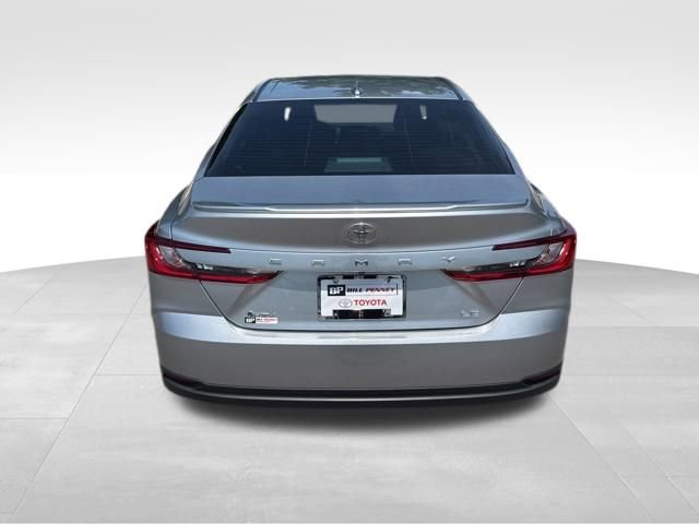 Used 2025 Toyota Camry LE w/ Convenience Package FWD image 4