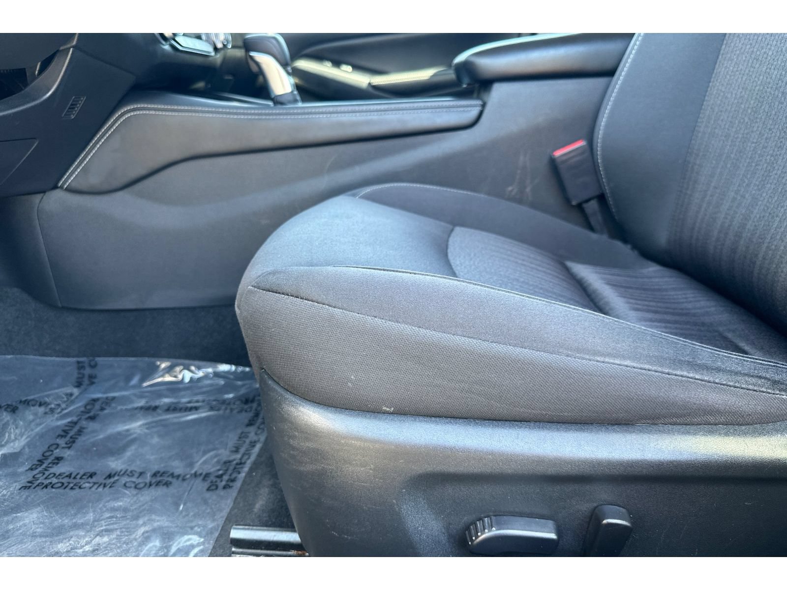 Used 2023 Nissan Altima 2.5 SV FWD image 13