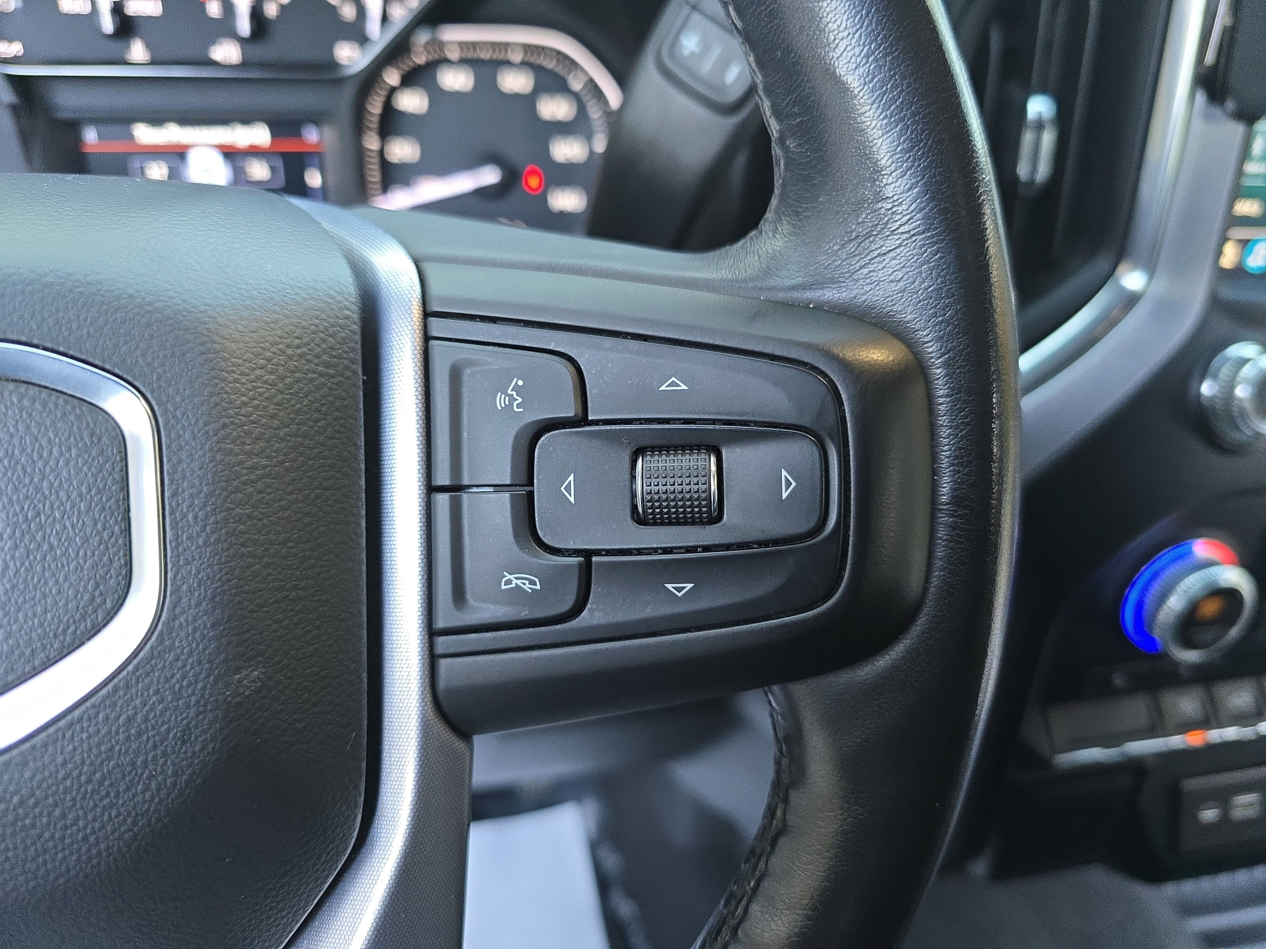 Used 2019 GMC Sierra 1500 Elevation w/ Elevation Value Package image 19