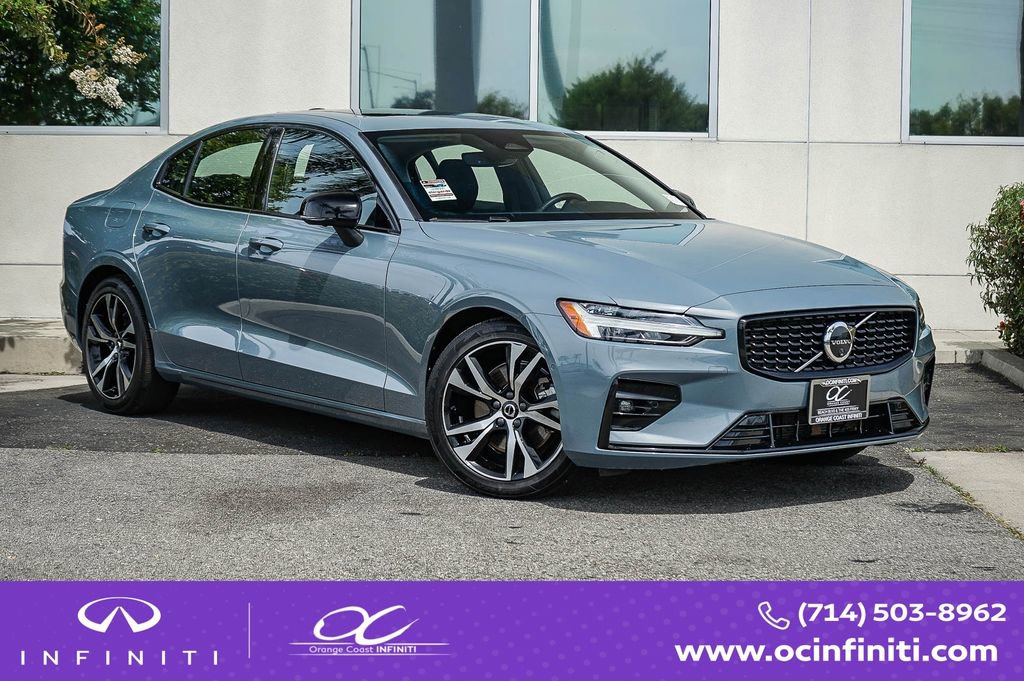 Used 2024 Volvo S60 B5 Plus image 1