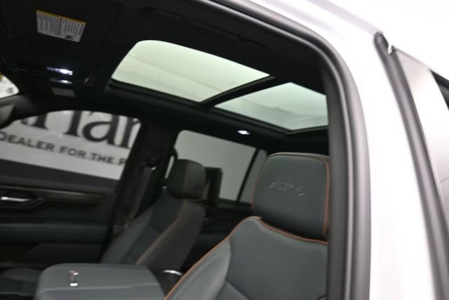 Used 2026 GMC Yukon AT4 w/ AT4 Premium Plus Package AWD/4WD image 15